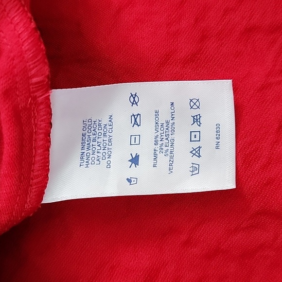 Lands End Red Black Raised Velvet Floral Dress Small/Tall Fit and Flare - Picture 6 of 6